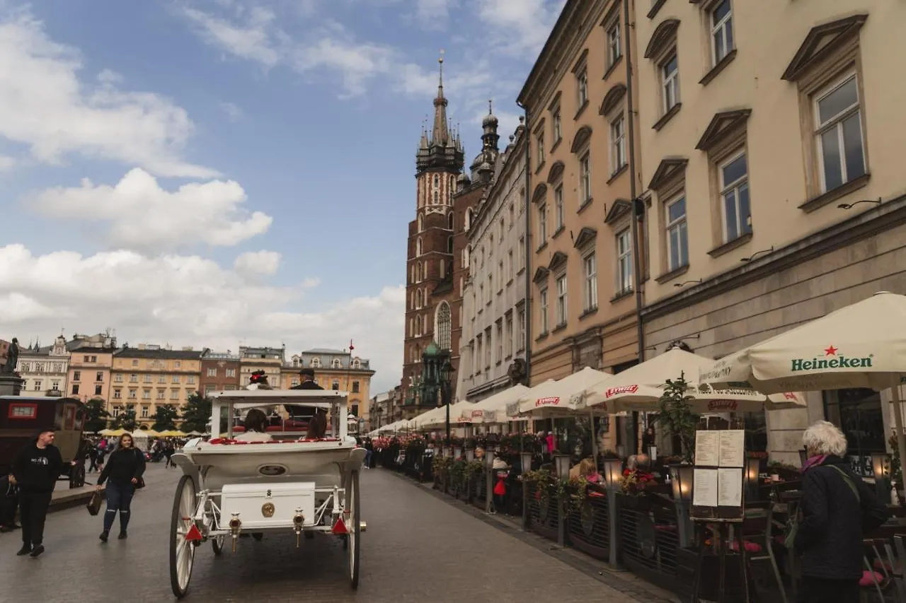 Filin Apartment Krakow 3*,